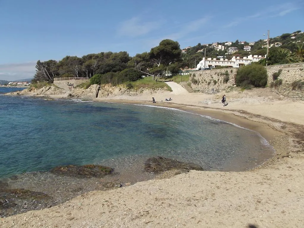 Hotel La Quietude Les Issambres 3*,